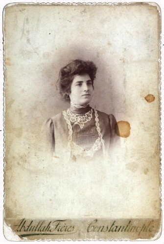 Rose Caracco, née en 1880, épouse de Jacob Eskenazi